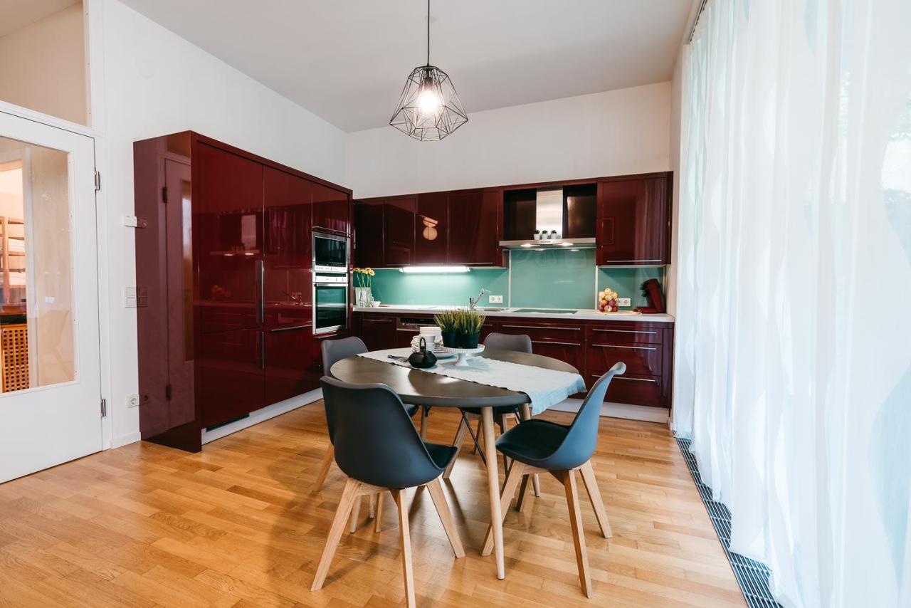 גראץ Luxury Downtown Appartement Mit Garage מראה חיצוני תמונה