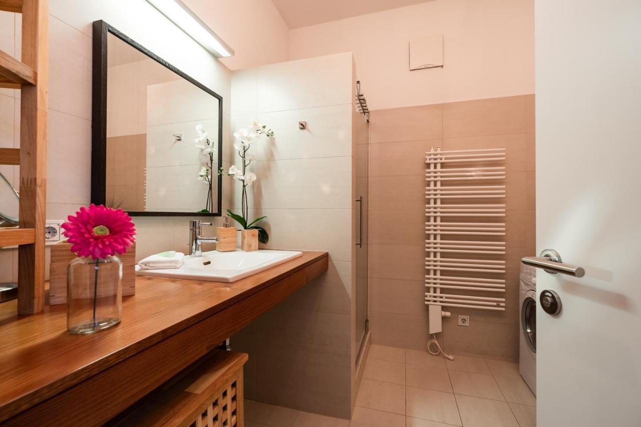 גראץ Luxury Downtown Appartement Mit Garage מראה חיצוני תמונה